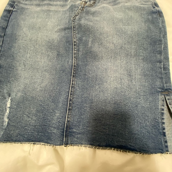 Kensie jeans skirt - Picture 4 of 8